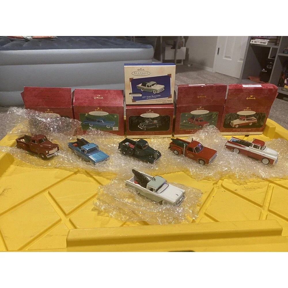 Hallmark Keepsake All-American Trucks Series Lot Of 6 Christmas Tree Ornaments